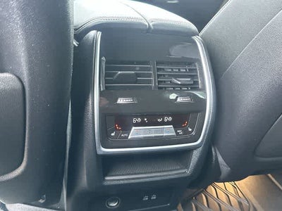 2024 BMW X5 M60i M60i