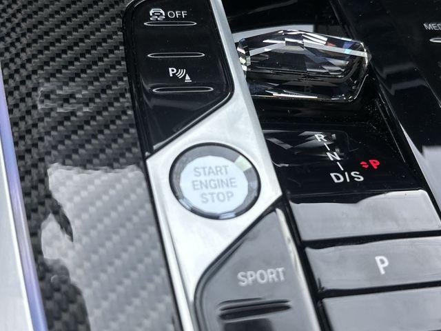 2024 BMW X5 M60i M60i