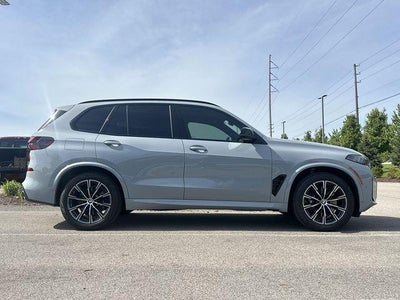 2024 BMW X5 M60i M60i