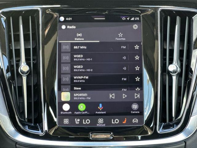 2024 Volvo S60 Core Dark Theme