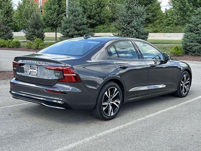 2024 Volvo S60 Core Dark Theme