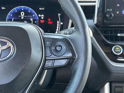 2024 Toyota Corolla Cross XLE