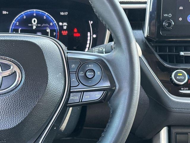 2024 Toyota Corolla Cross XLE