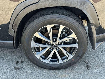 2024 Toyota Corolla Cross XLE