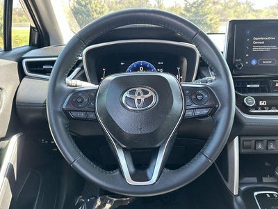 2024 Toyota Corolla Cross XLE