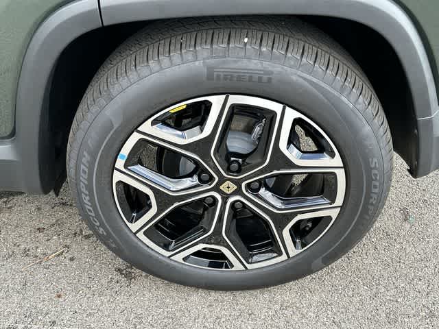 2026 Rivian R1S Dual Motor Large Pack