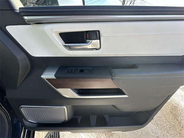 2025 Toyota Sequoia Capstone