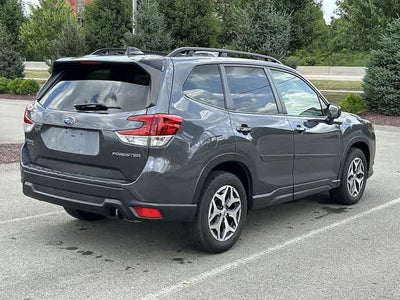 2024 Subaru Forester Premium