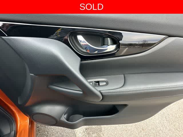 2022 Nissan Rogue Sport SL