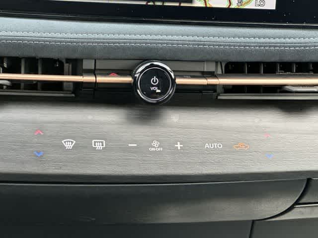 2024 Nissan ARIYA PLATINUM+