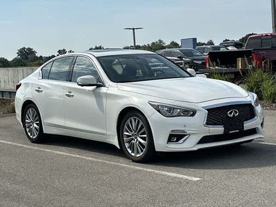 2023 INFINITI Q50 LUXE