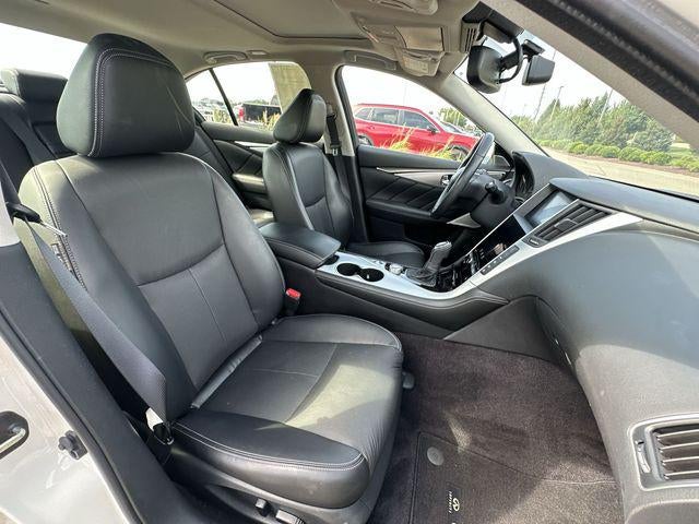 2023 INFINITI Q50 LUXE