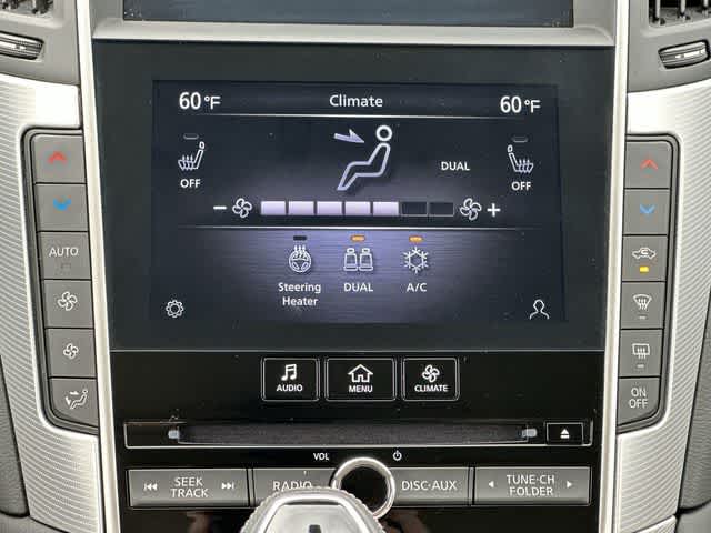 2023 INFINITI Q50 LUXE