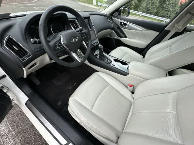 2023 INFINITI Q50 LUXE