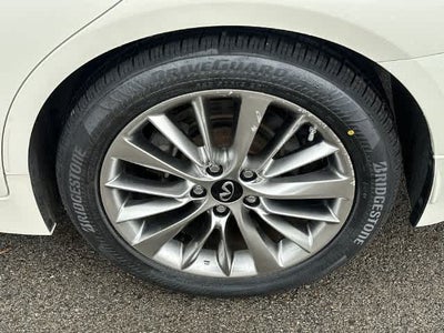 2023 INFINITI Q50 LUXE