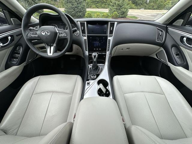 2023 INFINITI Q50 LUXE