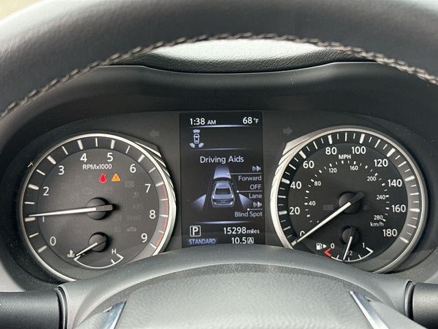 2023 INFINITI Q50 LUXE