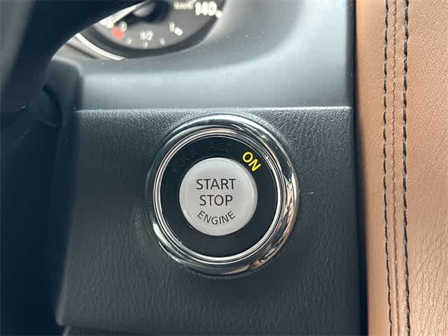 2024 INFINITI QX80 SENSORY