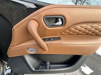 2024 INFINITI QX80 SENSORY