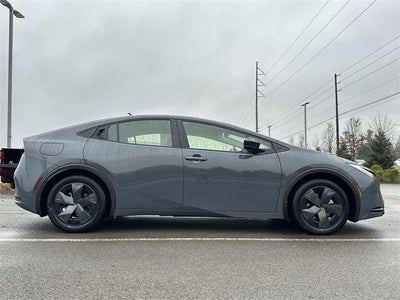 2026 Toyota Prius Plug-In Hybrid SE