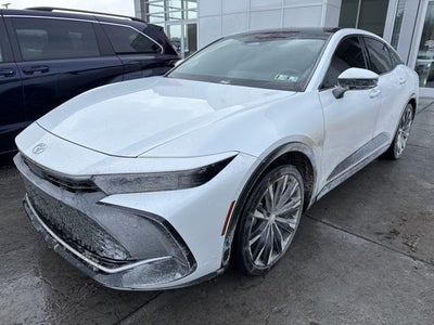 2025 Toyota Crown Platinum