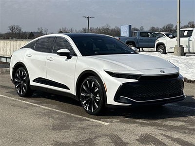 2025 Toyota Crown Platinum