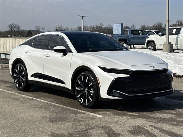 2025 Toyota Crown Platinum