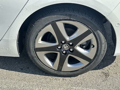 2019 Toyota Prius XLE