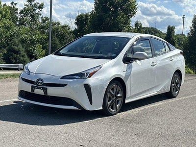 2019 Toyota Prius XLE
