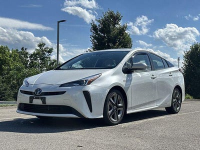 2019 Toyota Prius XLE
