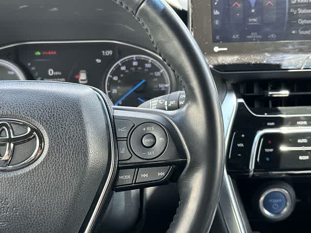 2022 Toyota Venza XLE