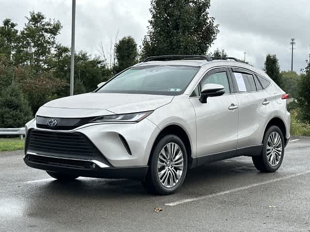 2023 Toyota Venza XLE