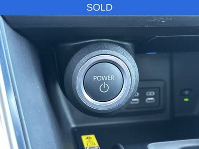 2024 Toyota Venza LE