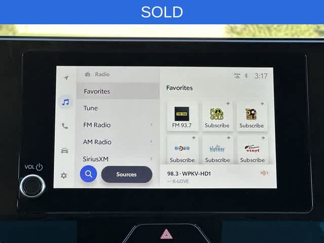 2024 Toyota Venza LE