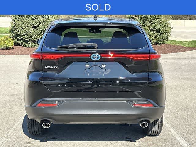 2024 Toyota Venza LE