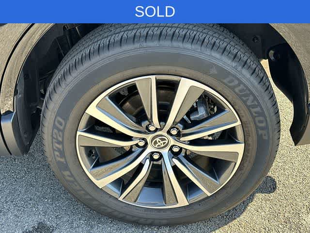 2024 Toyota Venza LE