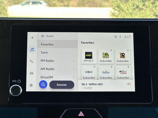 2024 Toyota Venza LE