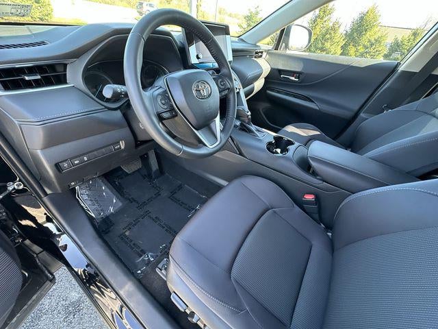2024 Toyota Venza LE
