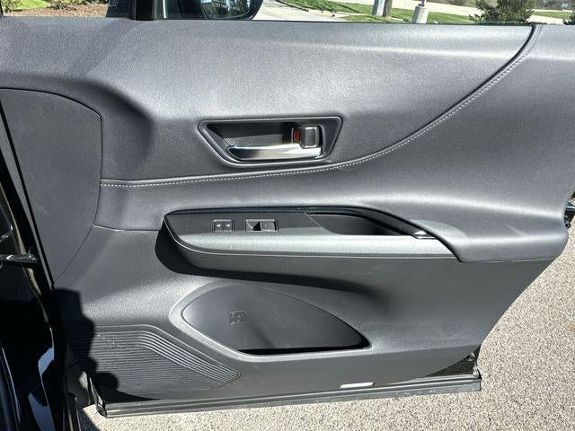 2024 Toyota Venza LE