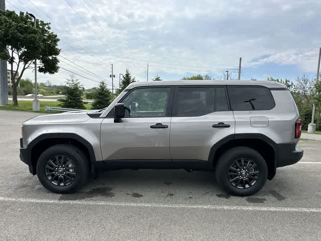 2025 Toyota Land Cruiser 4WD (Natl)