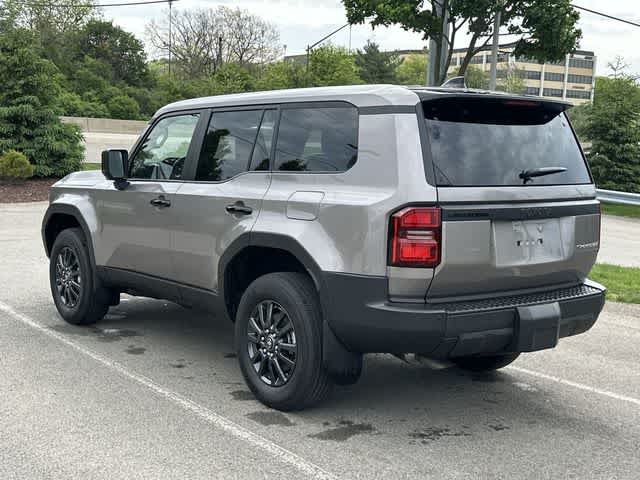 2025 Toyota Land Cruiser 4WD (Natl)