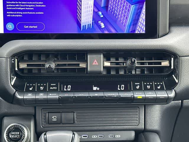 2024 Toyota Land Cruiser 4WD (Natl)