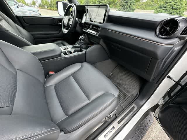 2024 Toyota Land Cruiser 4WD (Natl)