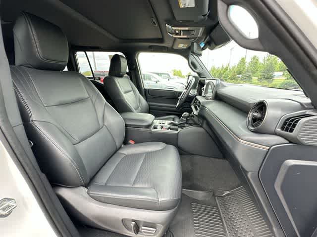 2024 Toyota Land Cruiser 4WD (Natl)