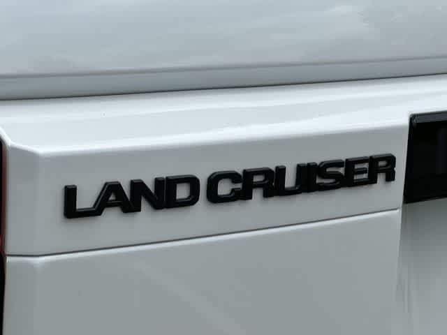 2024 Toyota Land Cruiser 4WD (Natl)