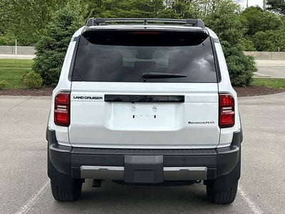 2024 Toyota Land Cruiser 4WD (Natl)