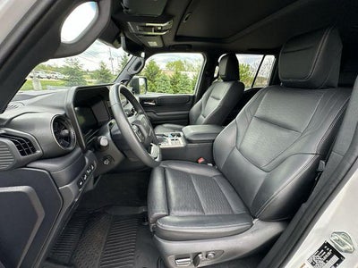 2024 Toyota Land Cruiser 4WD (Natl)