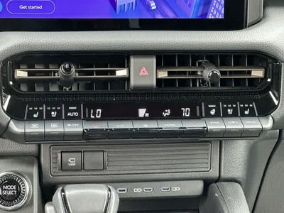 2025 Toyota Land Cruiser 4WD (Natl)