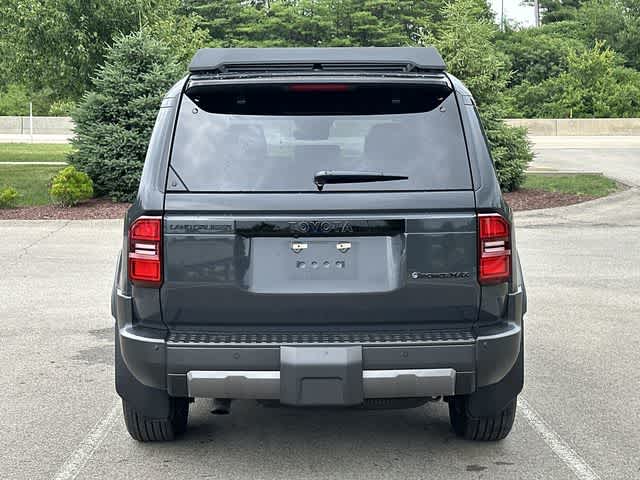 2025 Toyota Land Cruiser 4WD (Natl)