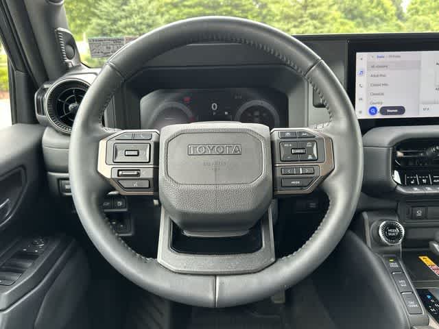 2025 Toyota Land Cruiser 4WD (Natl)